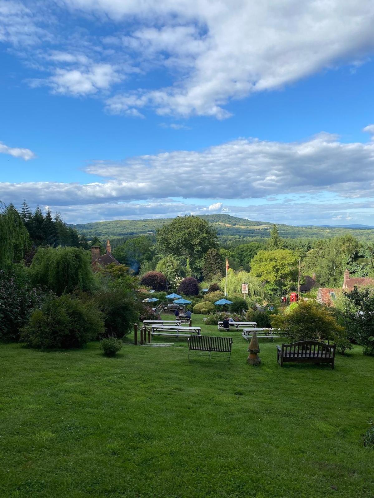 Villa The Tool Shed Nestled In Idyllic Countryside à Linchmere Extérieur photo